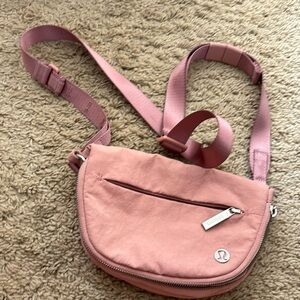 lululemon belt bag
